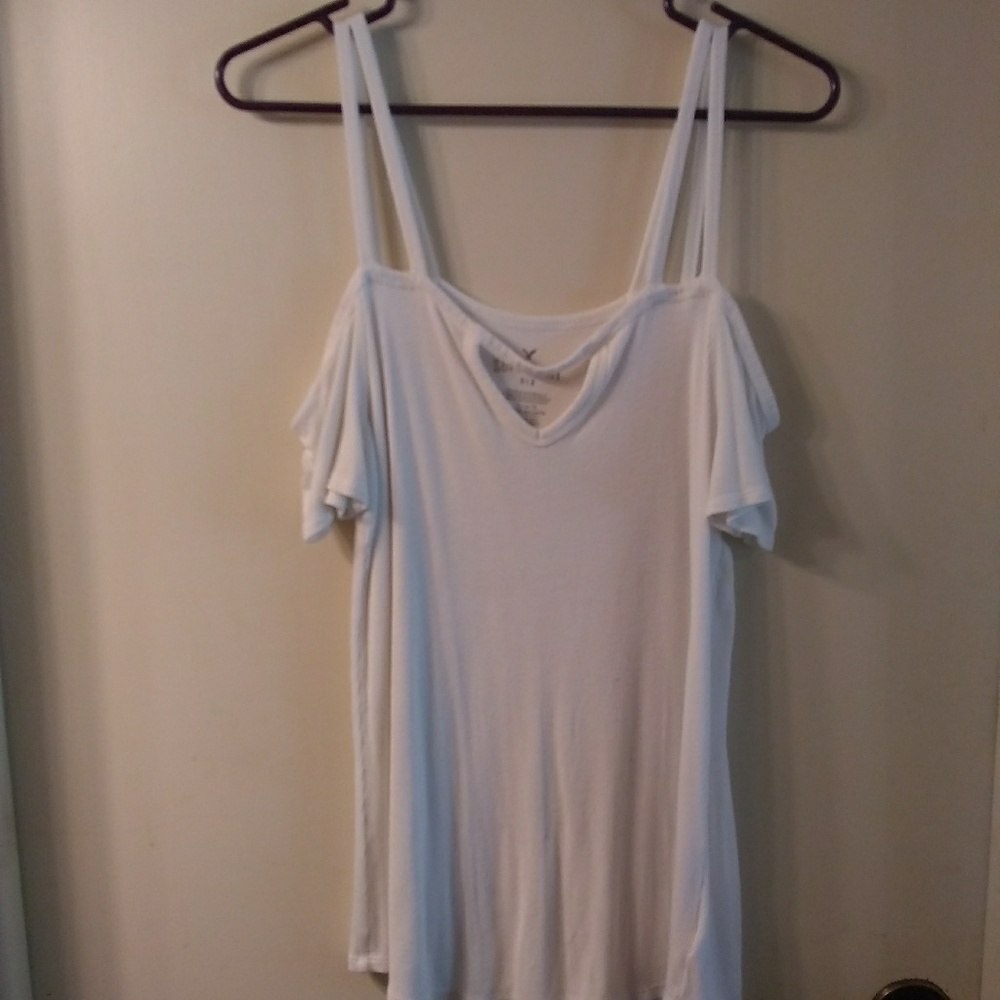 American Eagle top